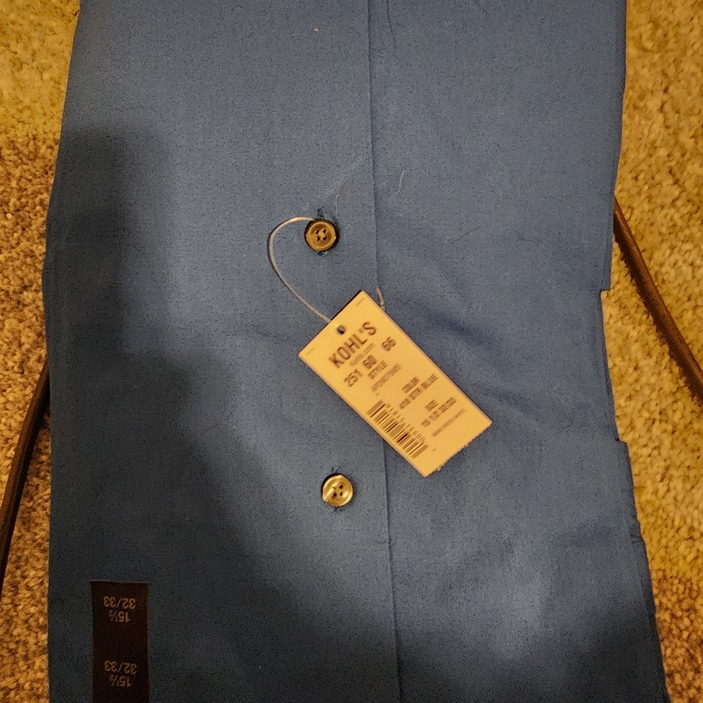 Apt 9 button down